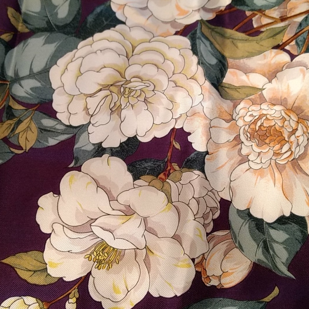 Valentino vintage silk scarf - Picture 3 of 5